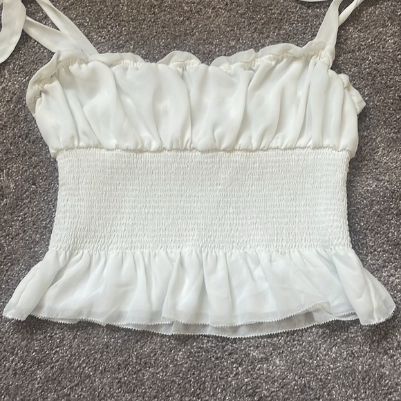 Cute summer top - Picture 2 of 2